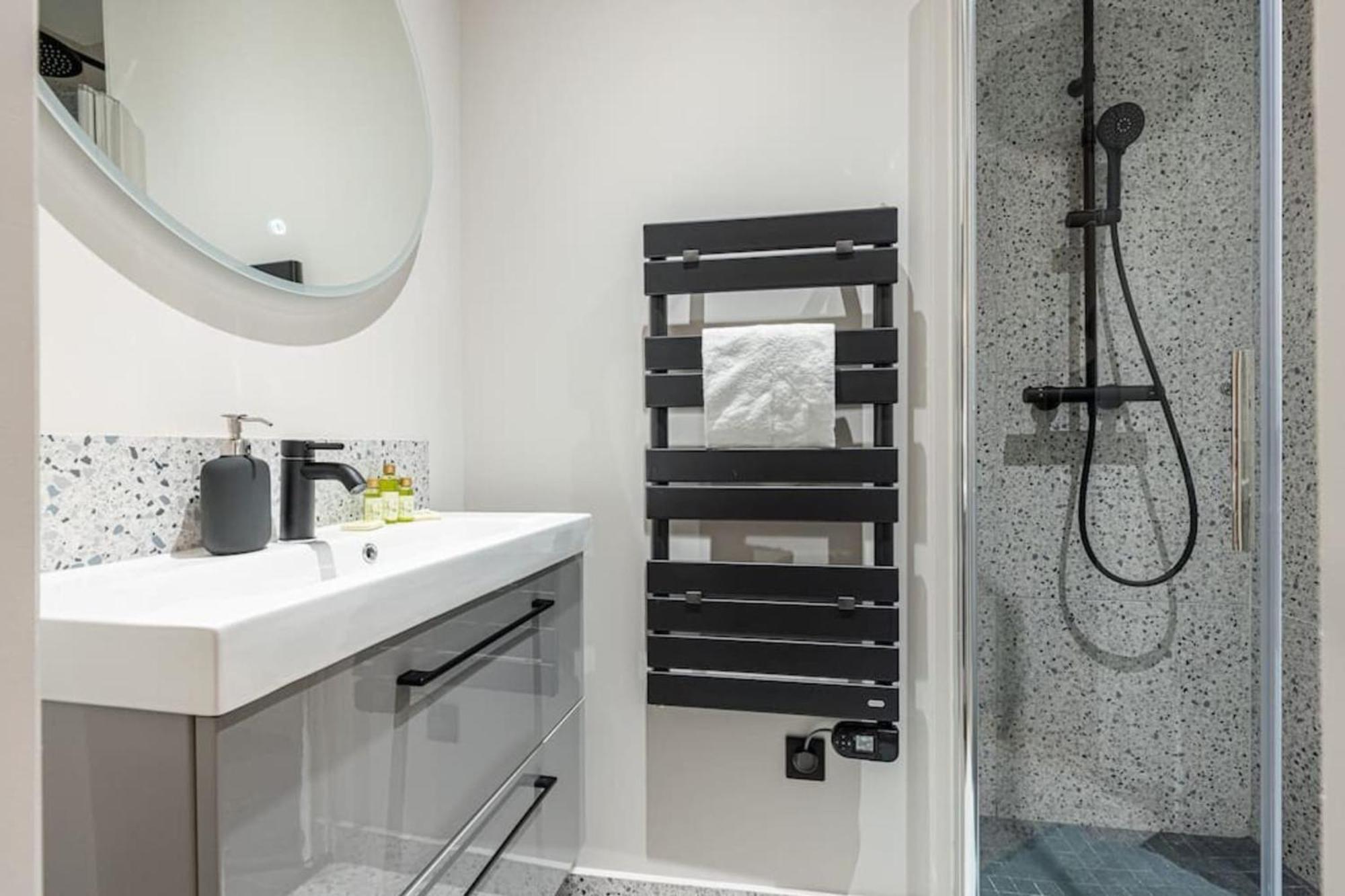 La Croix - Old Town Modern Apartment - 2 Bedrooms Nicea Zewnętrze zdjęcie